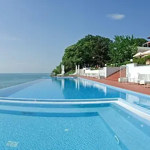 Hvd Boutique Oasis - Private & Free Parking 3*, Golden Sands Bulgaria